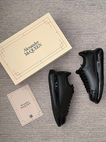 Alexander mcqueen