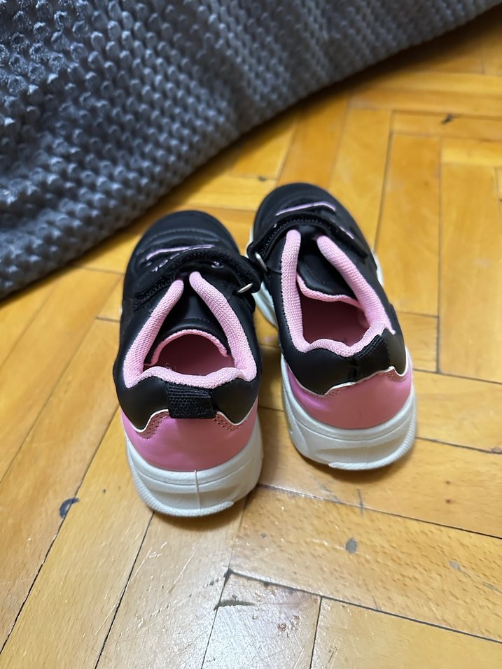 Kız Çocuk Siyah Renkli Spor Ayakkabı - Görsel 4