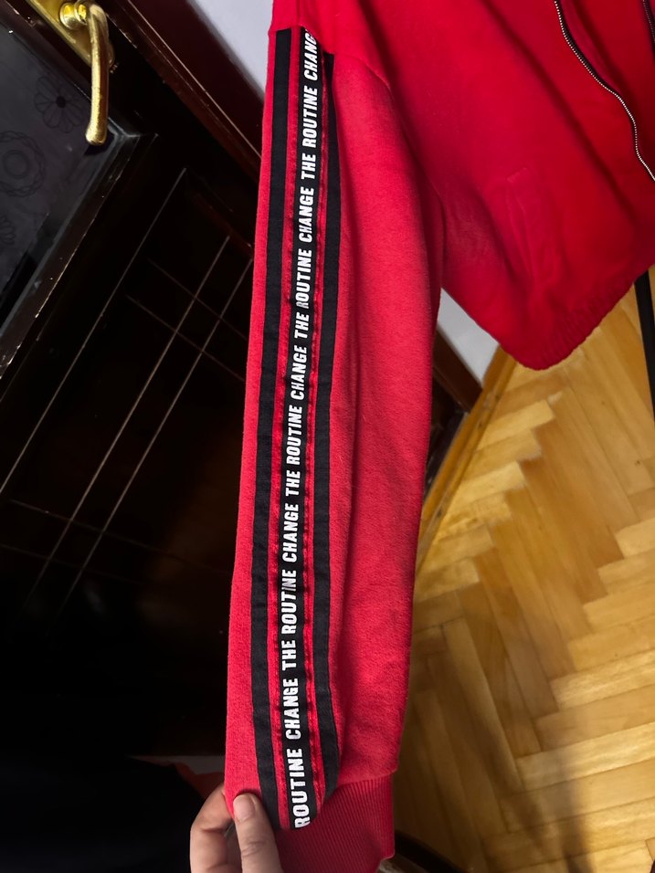 Kadın Kırmızı Fermuarlı Midi Sweatshirt - Görsel 3