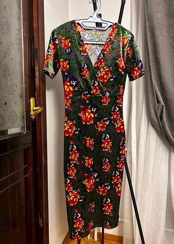 Çiçek Desenli V Yakalı Uzun Elbise kadife - Görsel 2