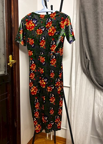 Çiçek Desenli V Yakalı Uzun Elbise kadife - Görsel 7