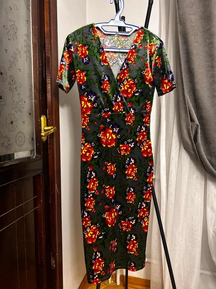 Çiçek Desenli V Yakalı Uzun Elbise kadife - Görsel 2