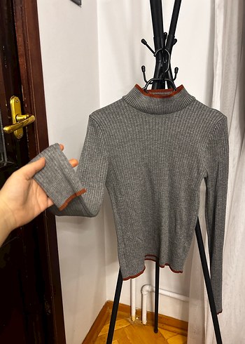 Gri Boğazlı Triko Kadın Kazak - Görsel 4