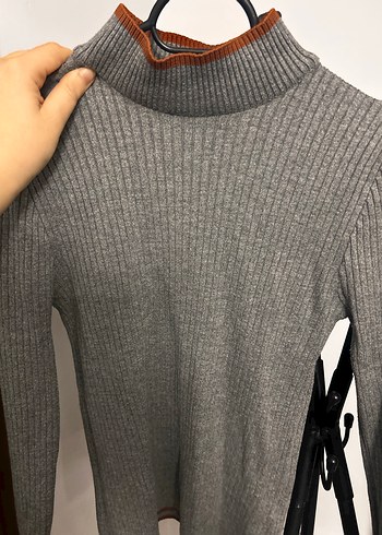 Gri Boğazlı Triko Kadın Kazak - Görsel 2