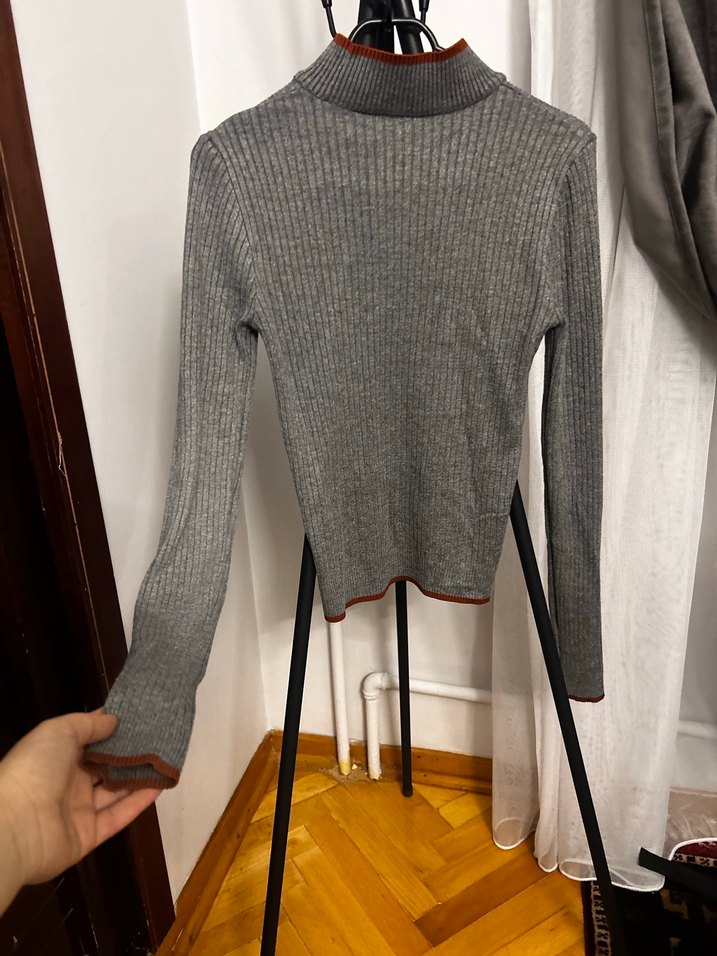 Gri Boğazlı Triko Kadın Kazak - Görsel 3