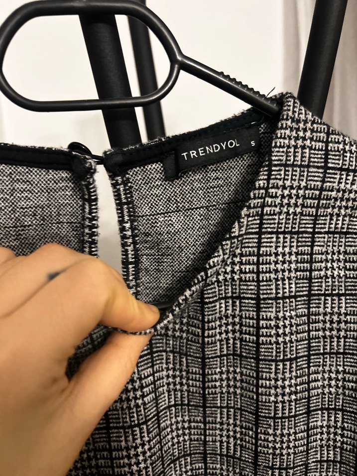 Gri Ekose Desenli Midi Elbise - Görsel 2