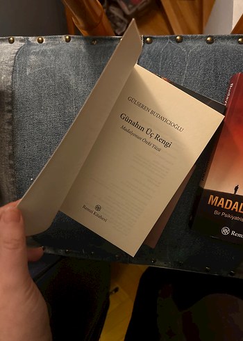 Budayıcıoğlu Üçlü Roman Seti - Görsel 5