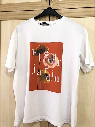 Zara tshirt