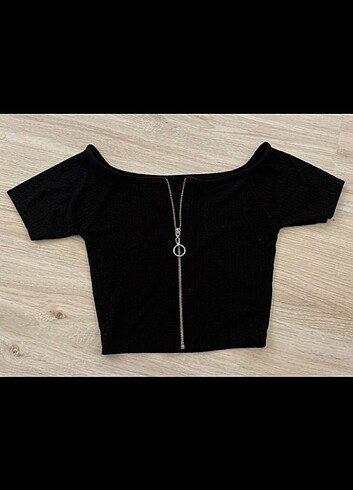 Siyah crop