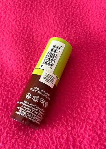 NYX Dudak Parlatıcısı - Görsel 2