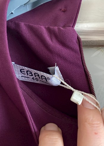 Mor Zincir Detaylı Uzun Abiye Elbise - Görsel 4