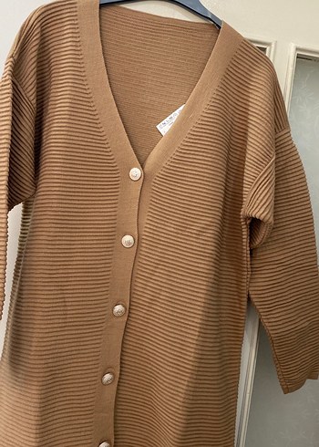 Bej Uzun Kollu Düğmeli Triko Hırka - Görsel 2