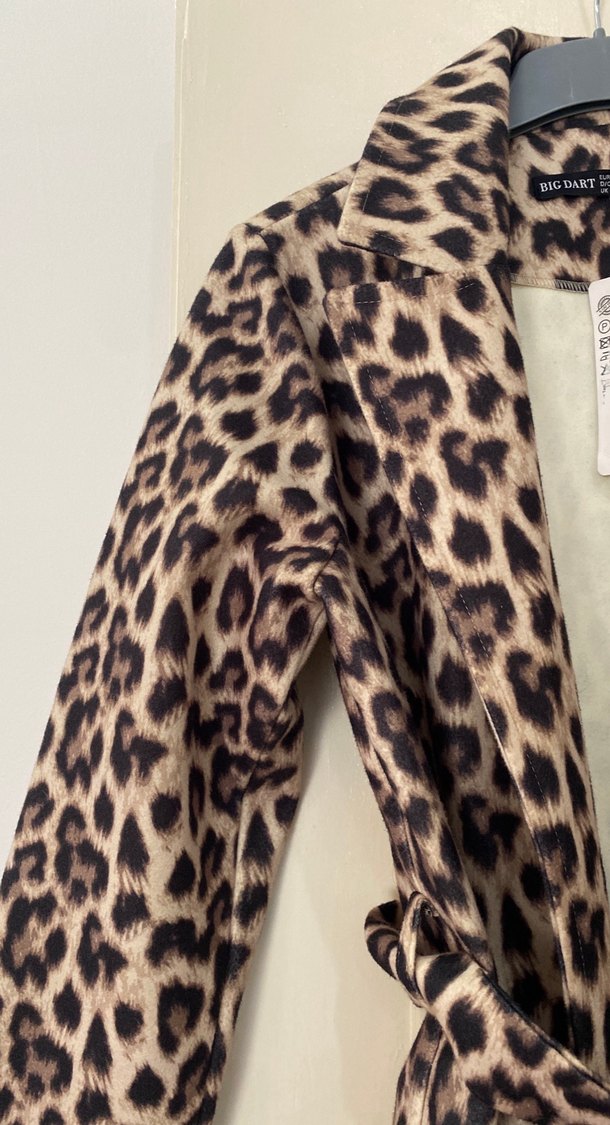 Kahverengi Leopar Desenli Kemerli Kadın Kaban - Görsel 3