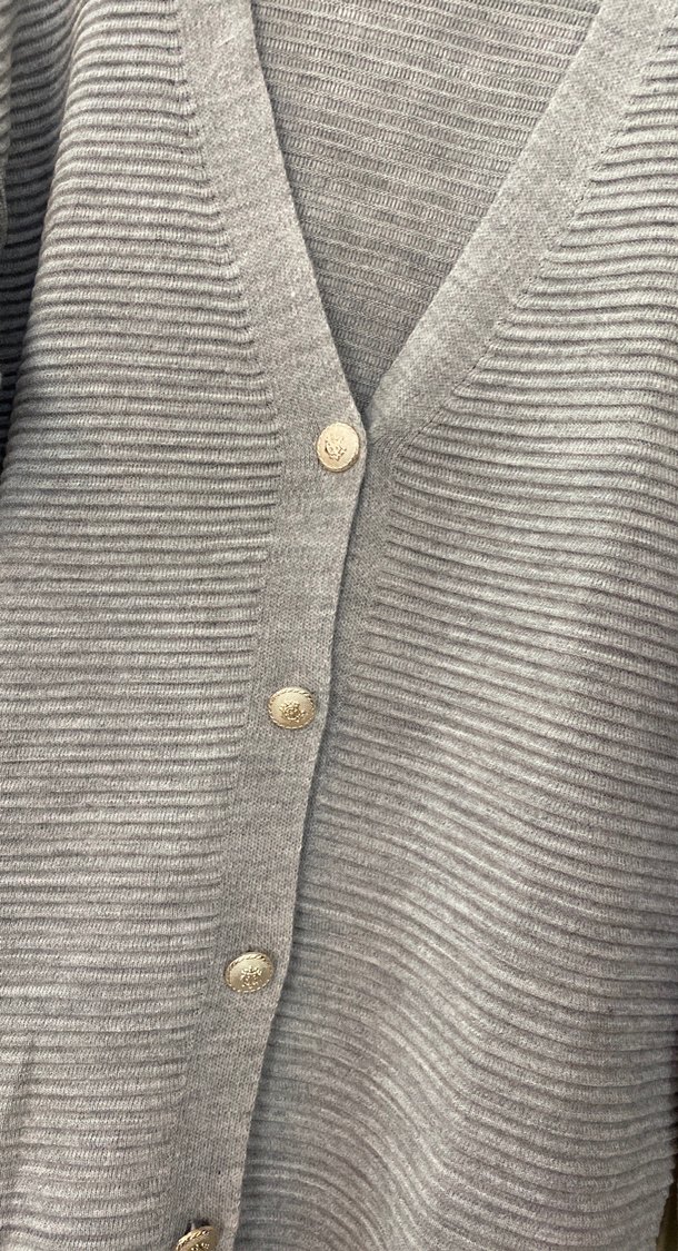 Gri Uzun Düğmeli Kadın Hırka - Görsel 2