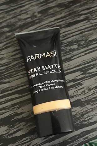 farmasi stay matte fomdoten