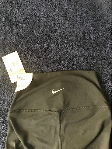 s Beden siyah Renk Orijinal Nike Yoga 7/8 Tayt