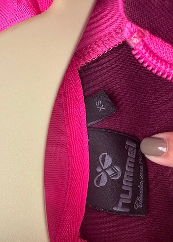Hummel Hummel Kapüşonlu Fermuarlı Ceket