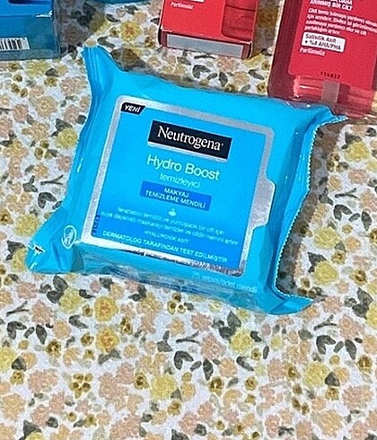 Neutrogena makyaj temizleme mendili