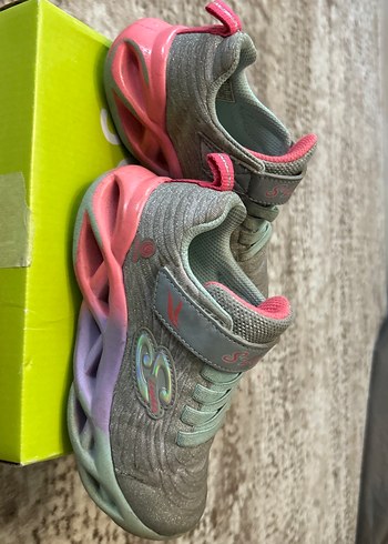 Kız Çocuk Gri Spor Ayakkabı Velcro - Görsel 3