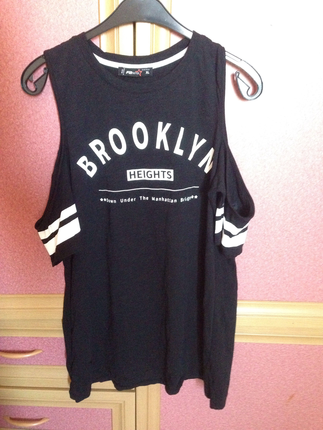 Siyah tshirt 