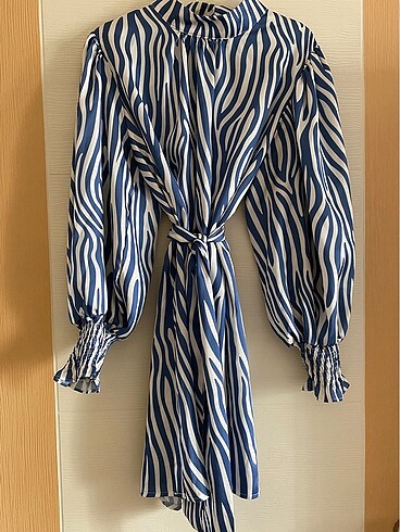 s Beden Zebra desenli saten tunik