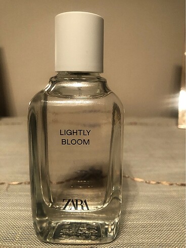  Beden Renk Zara Lightly Bloom 100 ml parfüm