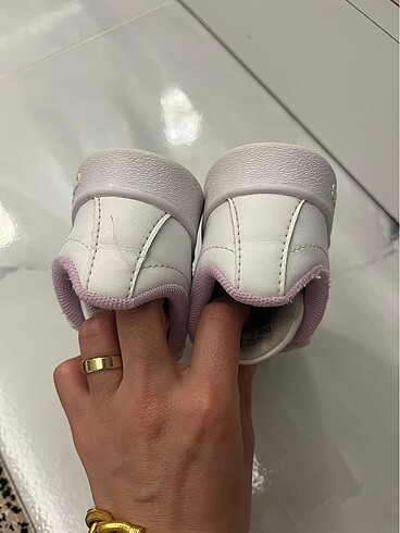 25 Beden Adidas spor ayakkabı