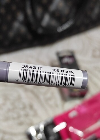 Keçe uçlu eyeliner