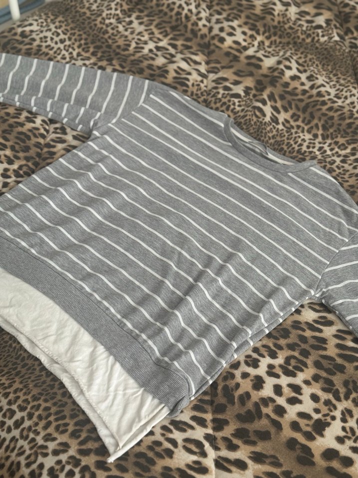 Gri Çizgili Uzun Kollu Hamile Tişörtü - Görsel 2