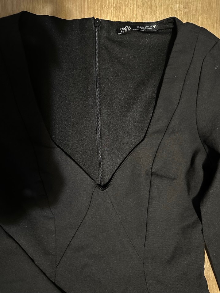 Siyah V Yaka Uzun Kollu Mini Elbise - Görsel 3