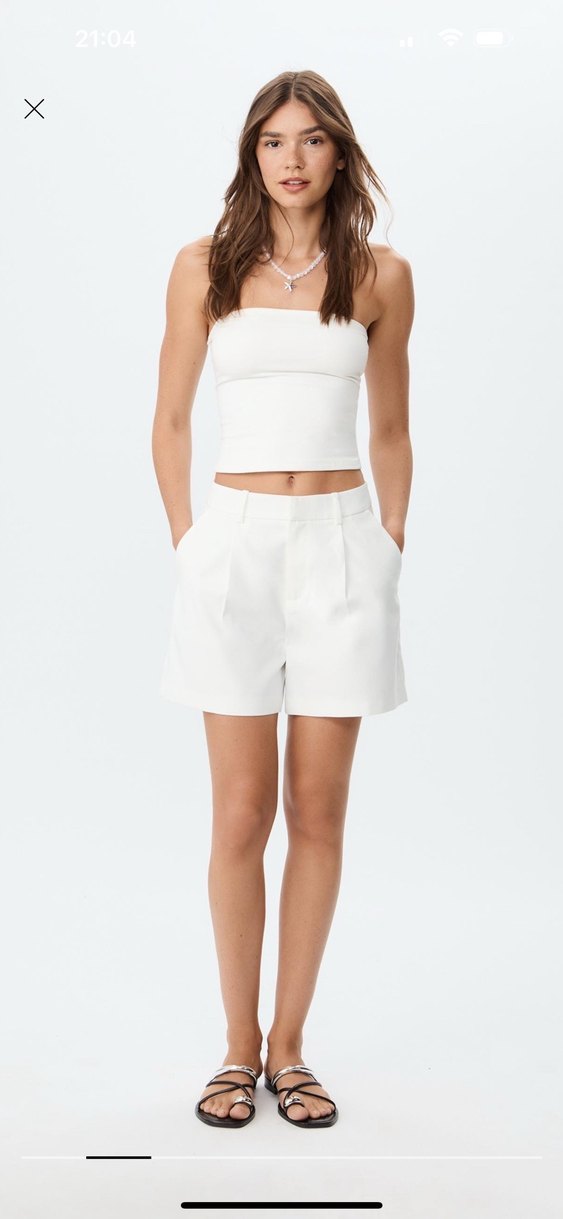 Beyaz kumaş şık şort - Görsel 2