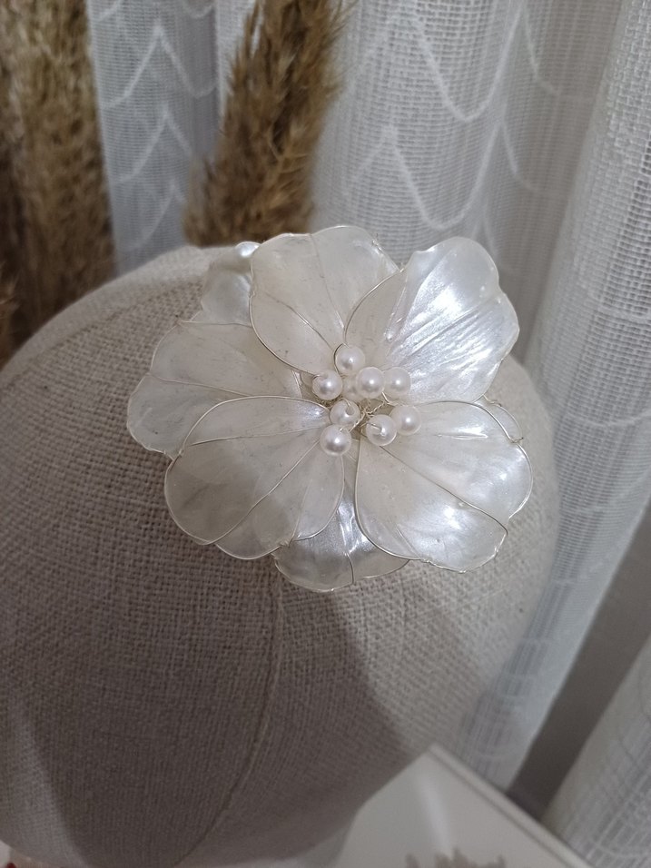 İnci Detaylı Beyaz İpek Saç Aksesuarı - Görsel 4