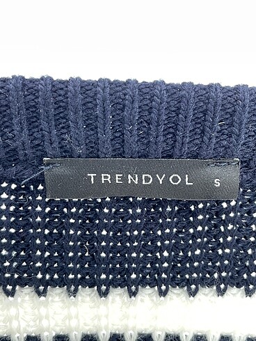 s Beden lacivert Renk Trendyol & Milla Kazak / Triko %70 İndirimli.