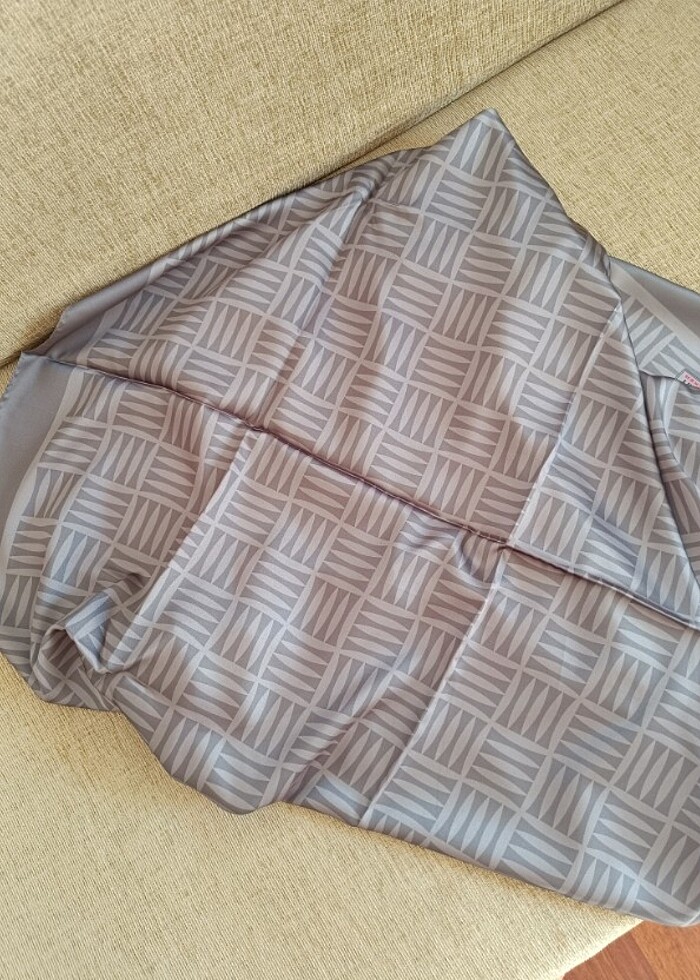 İmannoor desenli eşarp - Görsel 2