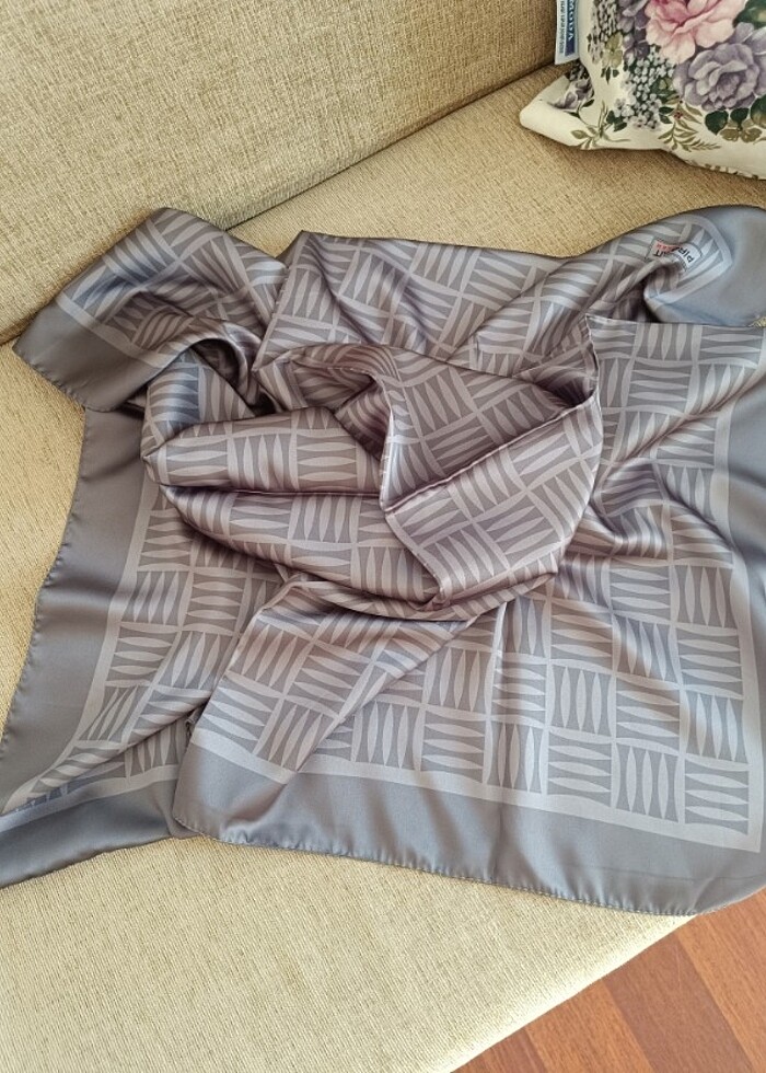 İmannoor desenli eşarp - Görsel 5