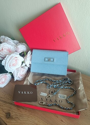 Vakko orjinal monogram desenli çanta 