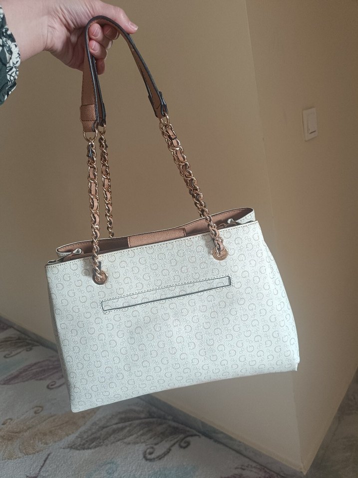 Zincir Detaylı Pastel Renkli Kadın Çanta - Görsel 3