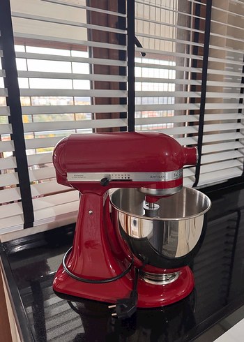 Kırmızı Parlak Artisan Mutfak Mikseri - Görsel 3