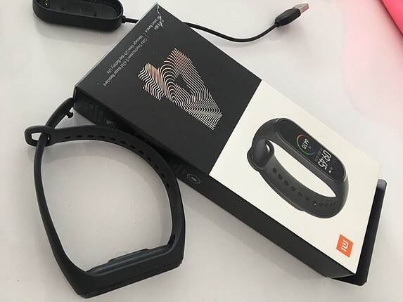 xiaomi mi band4