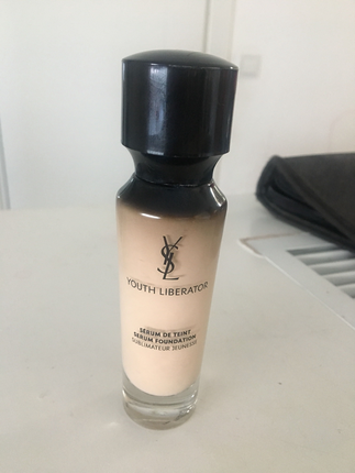 Yves saint laurent serum fondöten