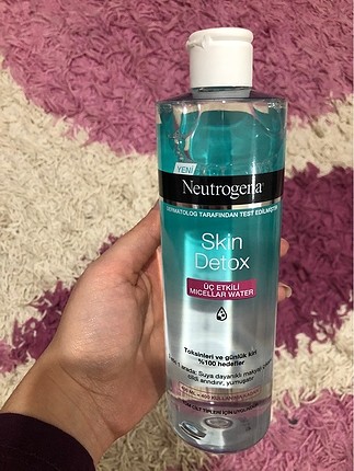 Neutrogena Skin Detox Makyaj temizleme suyu