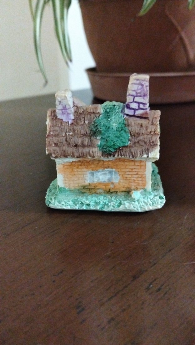 Beyaz Pastel Renkli Minyatür Ev Figürü - Görsel 2