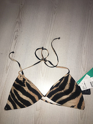 38 Beden Hm leopar desenli bikini üstü 