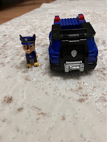 Beden Paw patrol chase