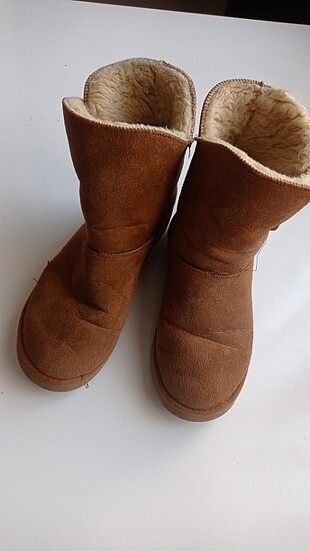 UGG bot