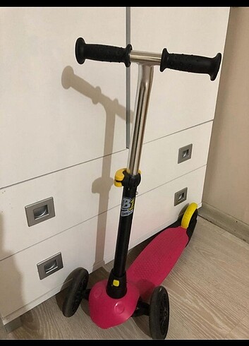 Decathlon B1 scooter 