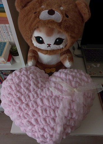 toz pembe puffy kalpli yastık - Görsel 2