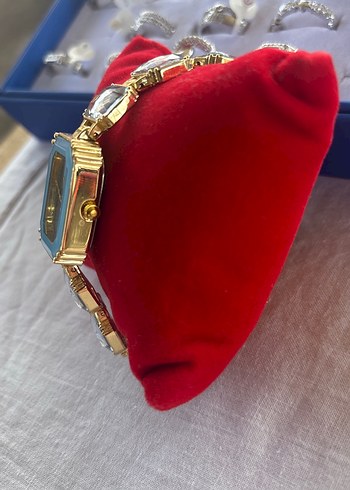 Altın Renkli Kadın Saat, Renkli Taşlı - Görsel 3