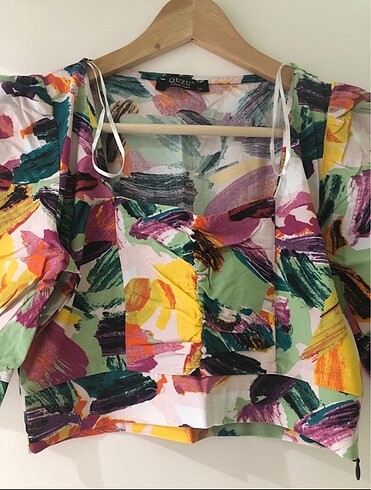 Quzu Quzu Crop Bluz