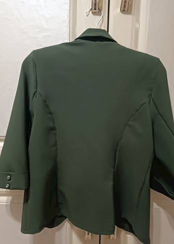 Kemer Detaylı Koyu Yeşil Kadın Blazer - Görsel 5